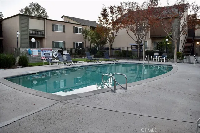 $2,650 | 24525 Trevino Drive, Unit U2, Valencia, CA 91355