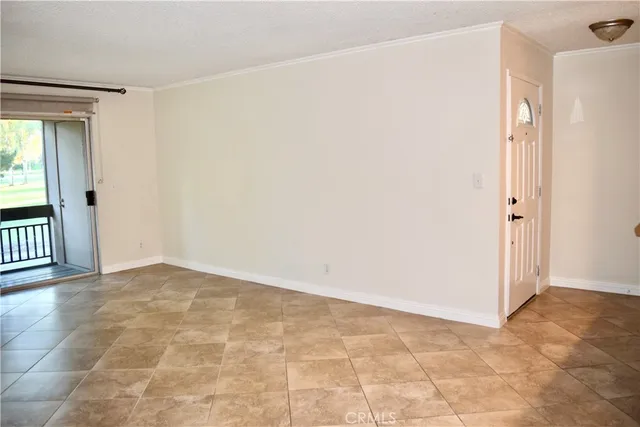 $2,650 | 24525 Trevino Drive, Unit U2, Valencia, CA 91355