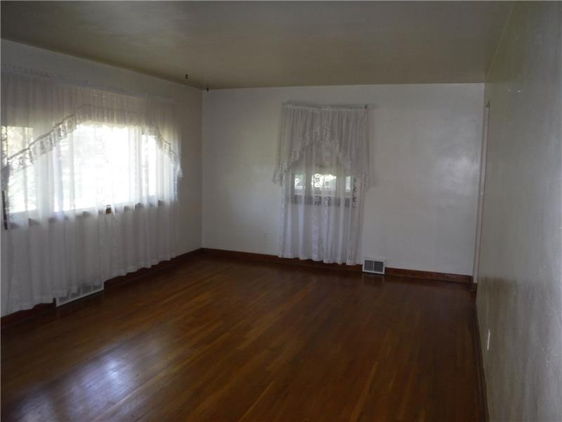 776 Katherine Street Rochester, PA 15074 - Photo 8 of 25