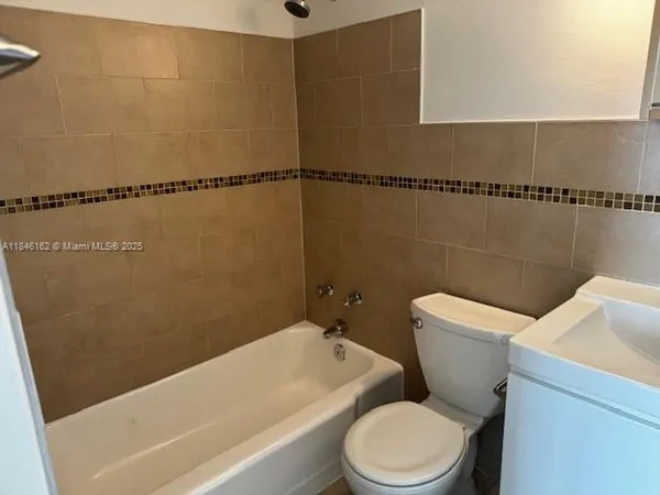 a bathroom with a tub