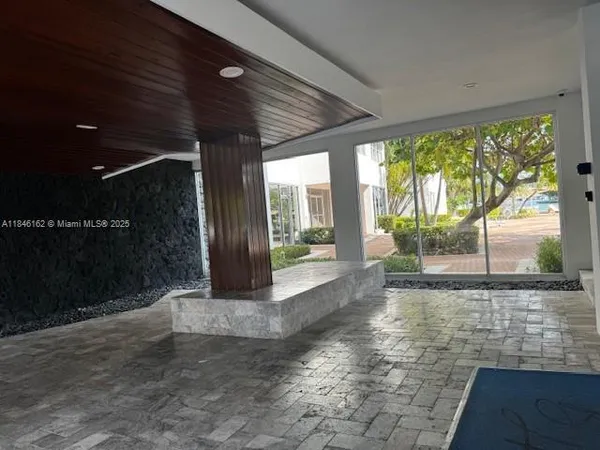 $4,900 | 9100 West Bay Harbor Drive, Unit 7A, Bay Harbor Islands, FL 33154