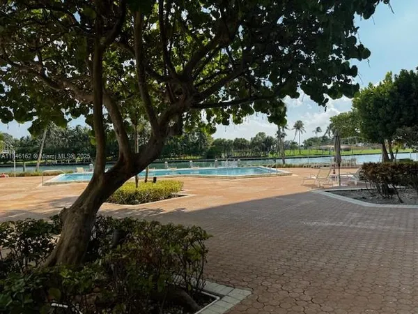$4,900 | 9100 West Bay Harbor Drive, Unit 7A, Bay Harbor Islands, FL 33154