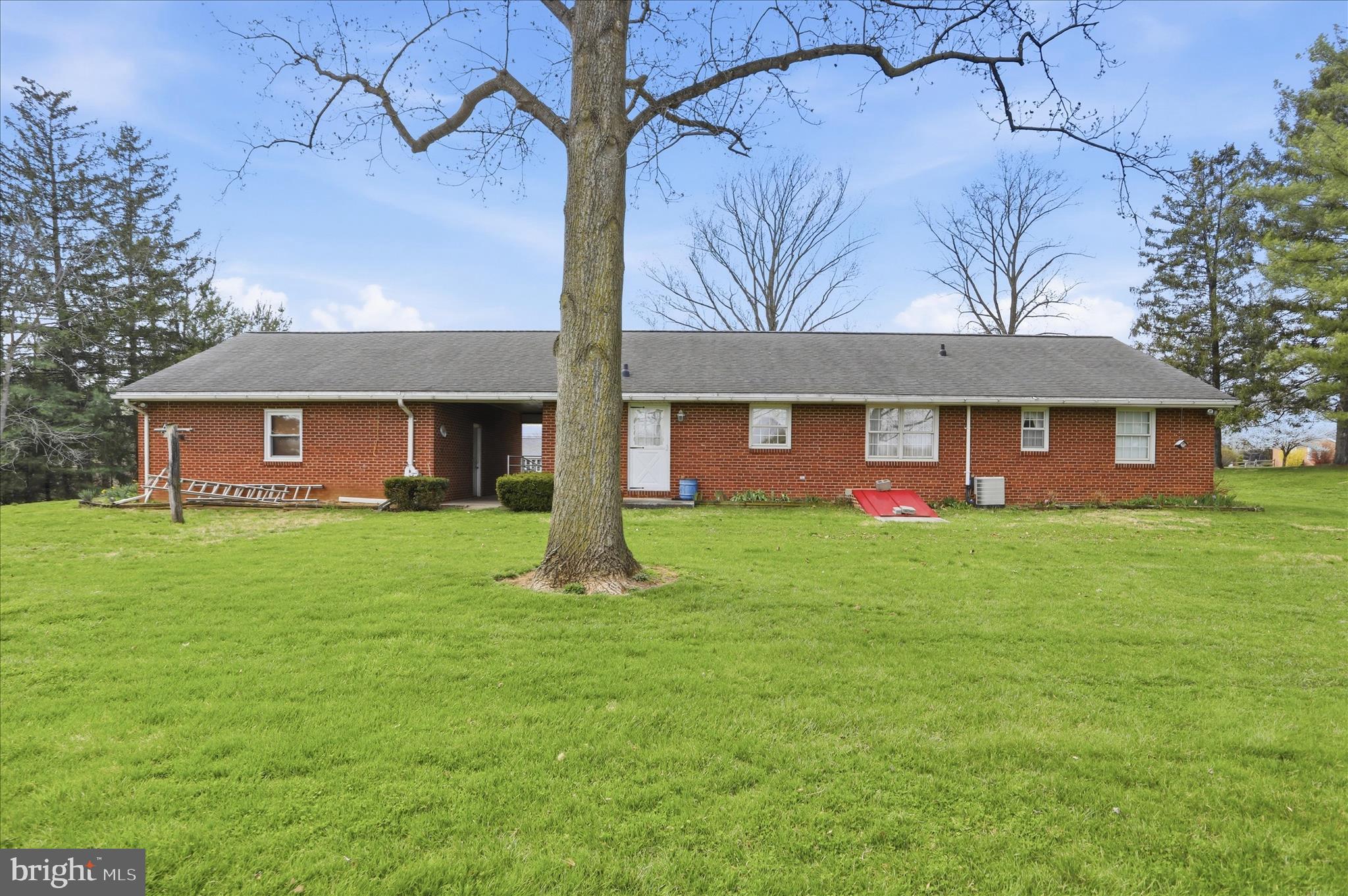 12525 Ashton Road Clear Spring, MD 21722 - Photo 7 of 21 Gallery Image 7