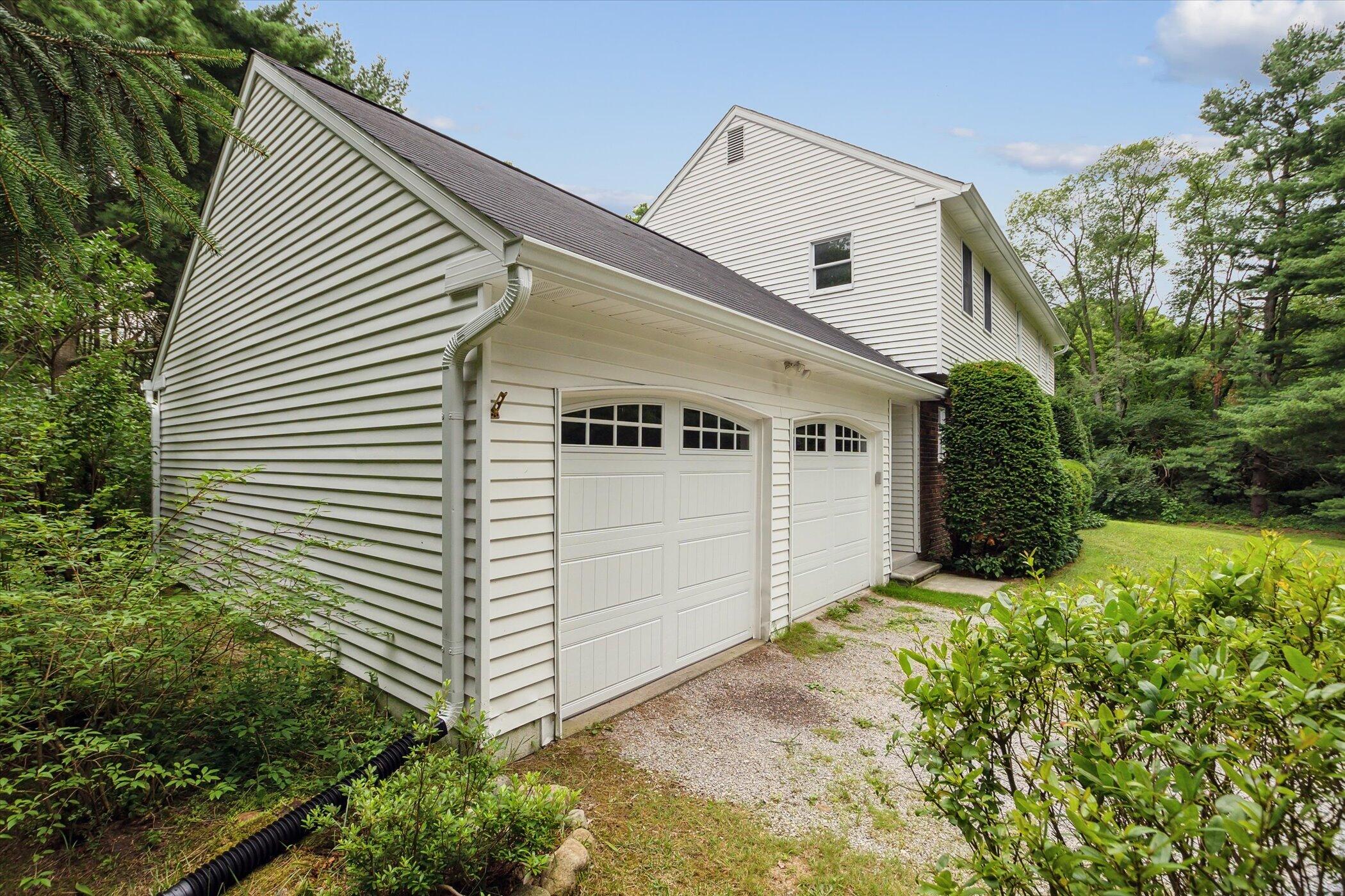 10160 Warner Road Saline, MI 48176 - Photo 63 of 65 02-10160-Warner-Rd-Milan-MI-48160-Window