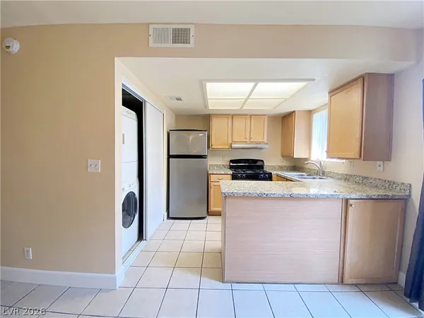 $1,640 | 894 Rhinegold Way, Las Vegas, NV 89110
