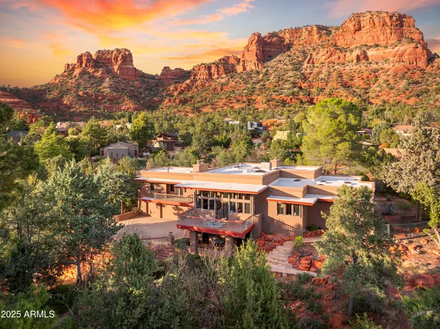 $2,299,000 | 115 Merry Go Round Rock Road, Sedona, AZ 86351