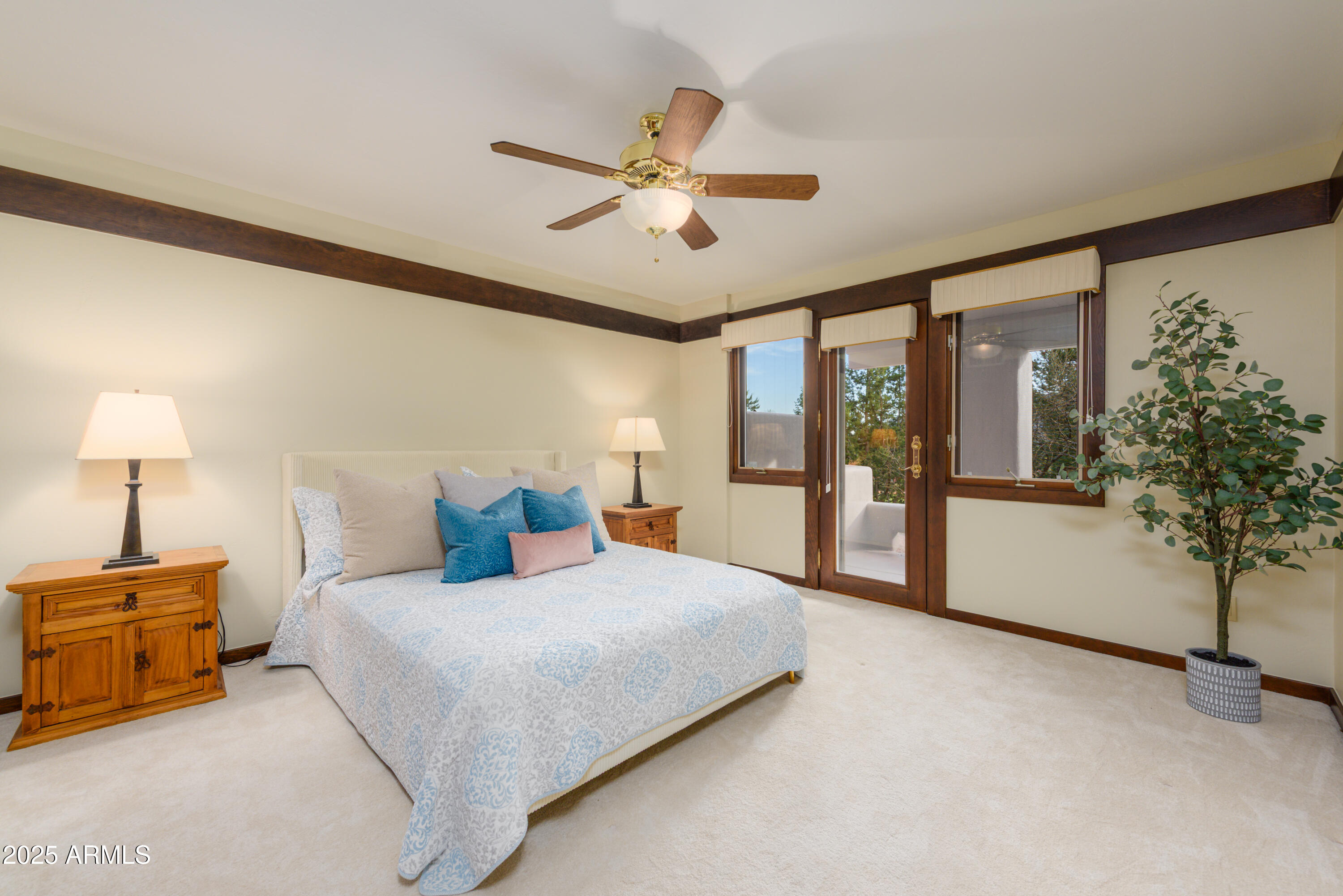 115 Merry Go Round Rock Road Sedona, AZ 86351 - Photo 24 of 33 115 Merry Go Round Rock Rd-22