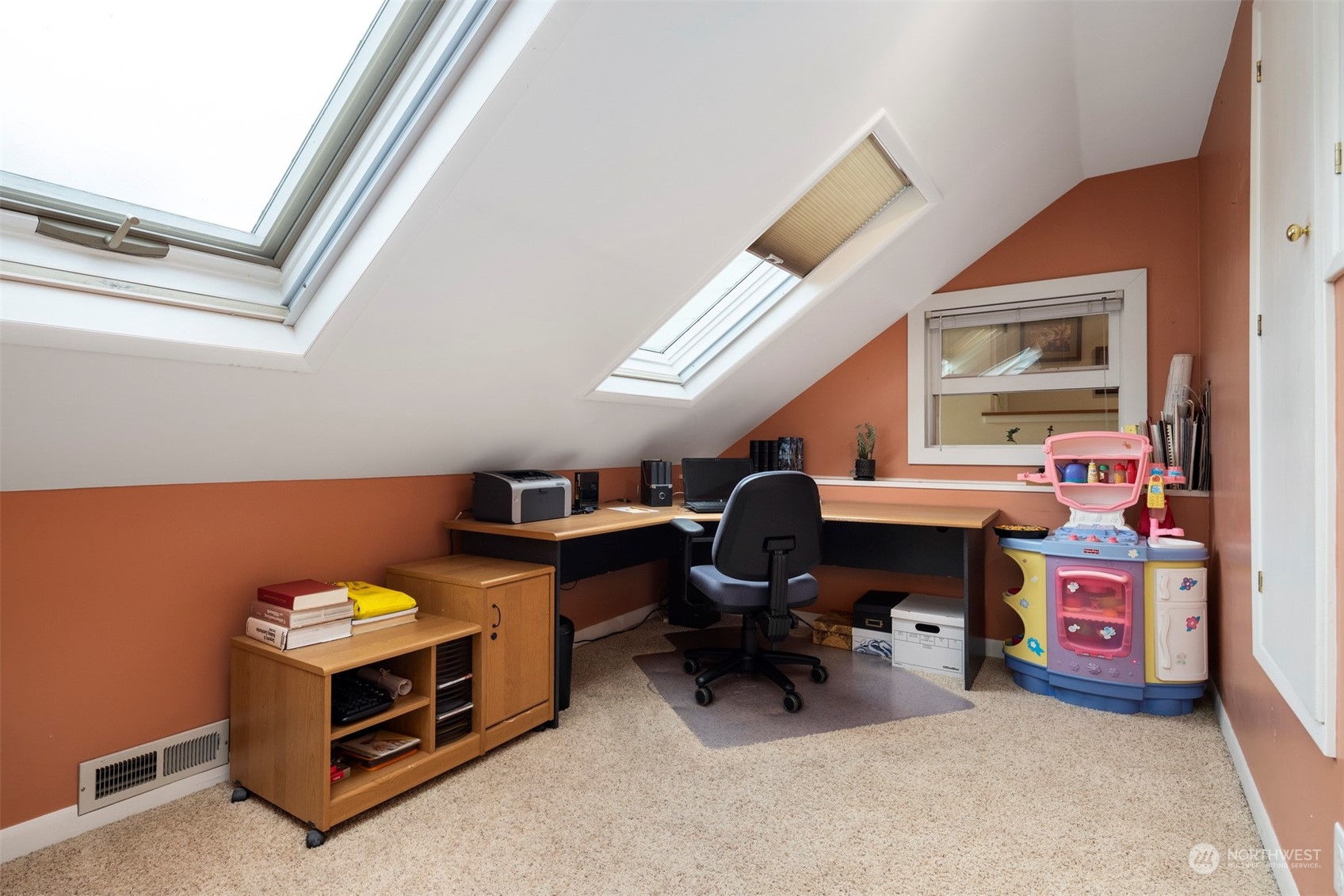 2931 McLeod Road Bellingham, WA 98225 - Photo 16 of 37