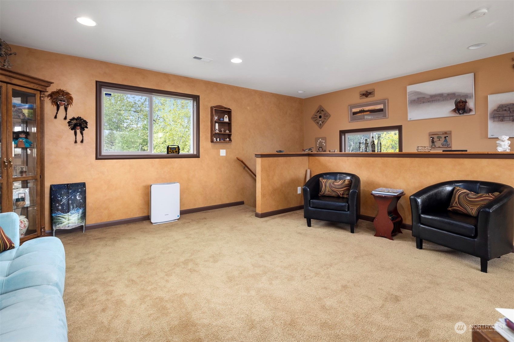 2931 McLeod Road Bellingham, WA 98225 - Photo 32 of 37 a living room with furniture and a couch