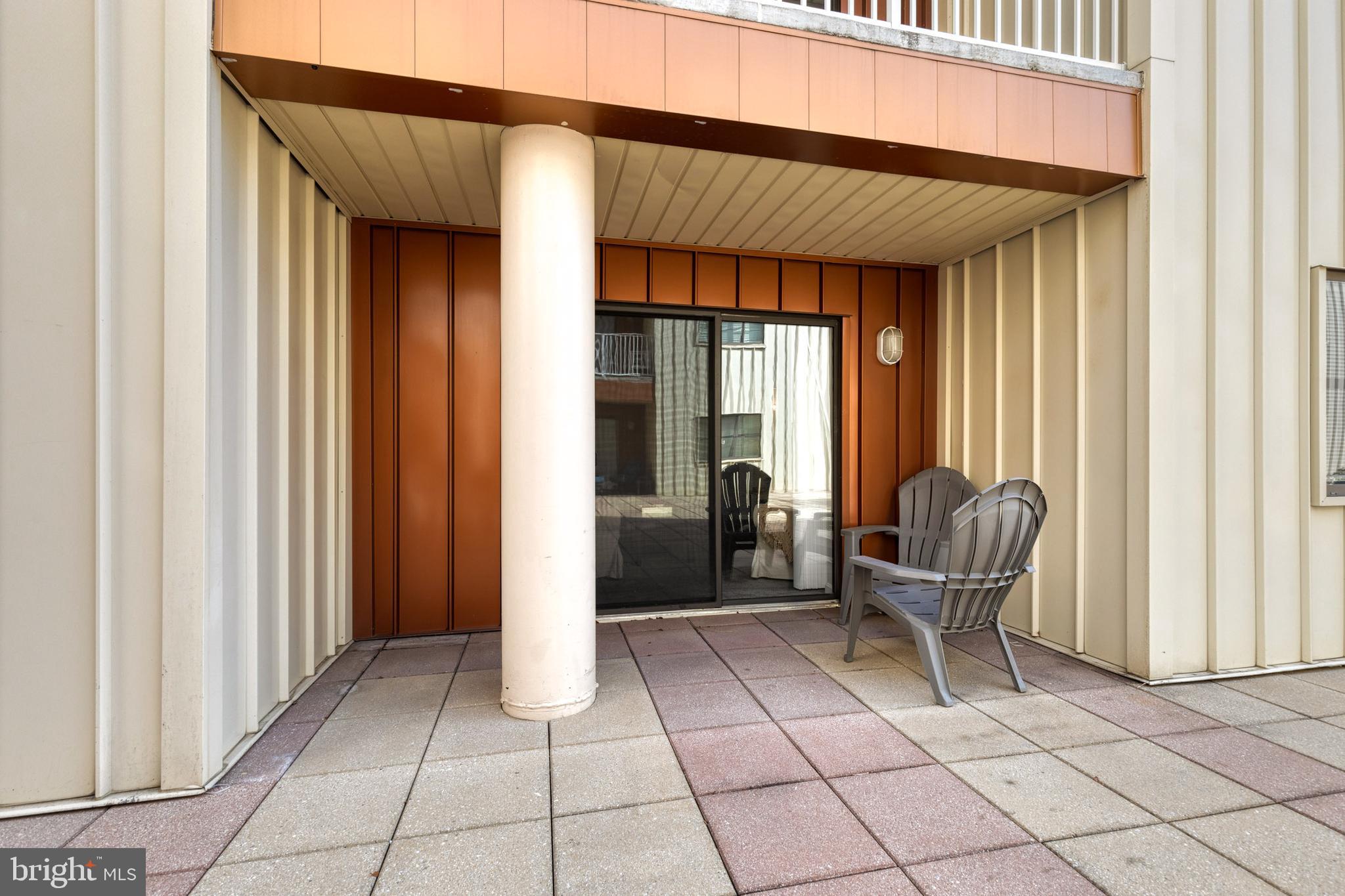 2702 Lighthouse Point East, Unit 525 Baltimore, MD 21224 - Photo 5 of 24