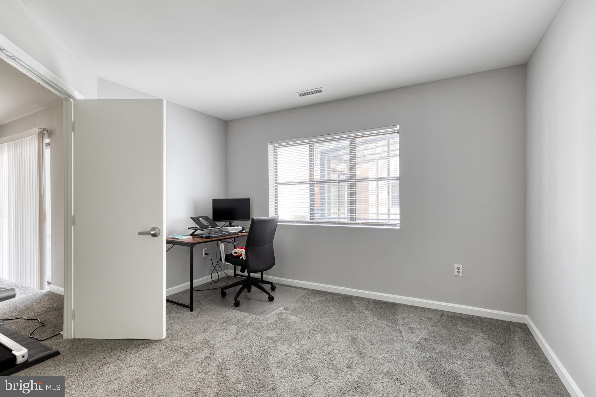 2702 Lighthouse Point East, Unit 525 Baltimore, MD 21224 - Photo 10 of 24