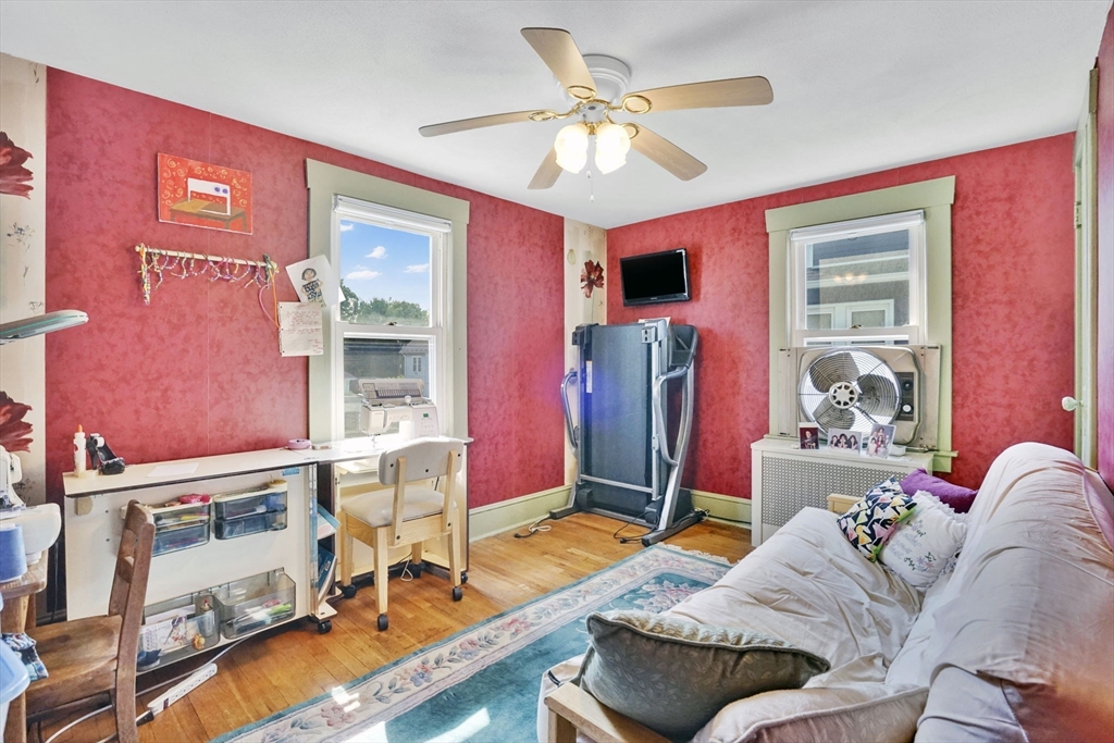 122 Shawmut Street Springfield, MA 01108 - Photo 29 of 42