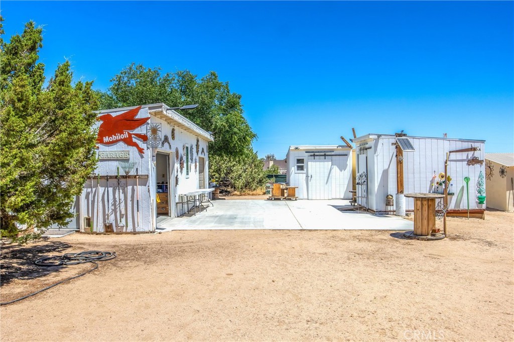 15212 El Centro Road Hesperia, CA 92345 - Photo 59 of 75
