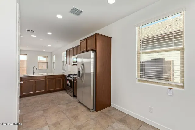 $2,100 | 8910 West Palo Verde Drive, Glendale, AZ 85305