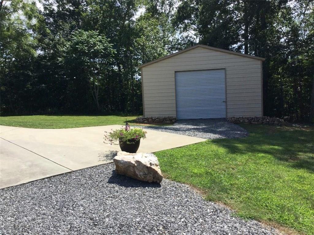 1452 West Old Phillips Road Pinnacle, NC 27043 - Photo 26 of 27