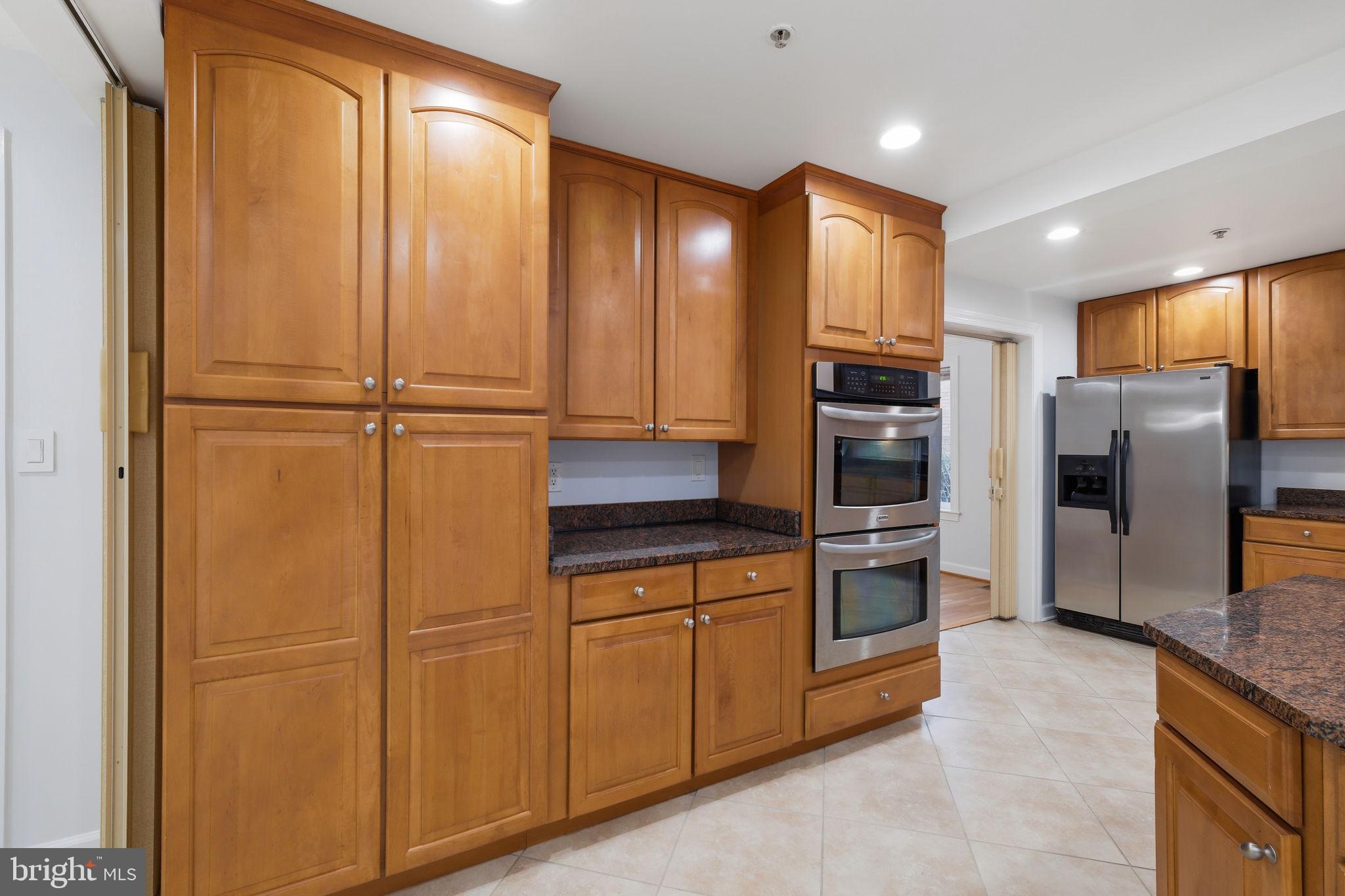 711 Lamberton Drive Silver Spring, MD 20902 - Photo 17 of 60
