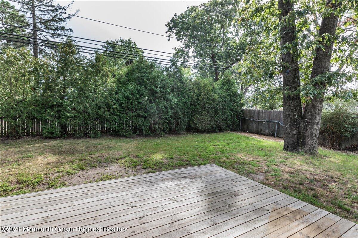 92 Sunset Road Brick, NJ 08723 - Photo 25 of 36 46-92SunsetRoad0046