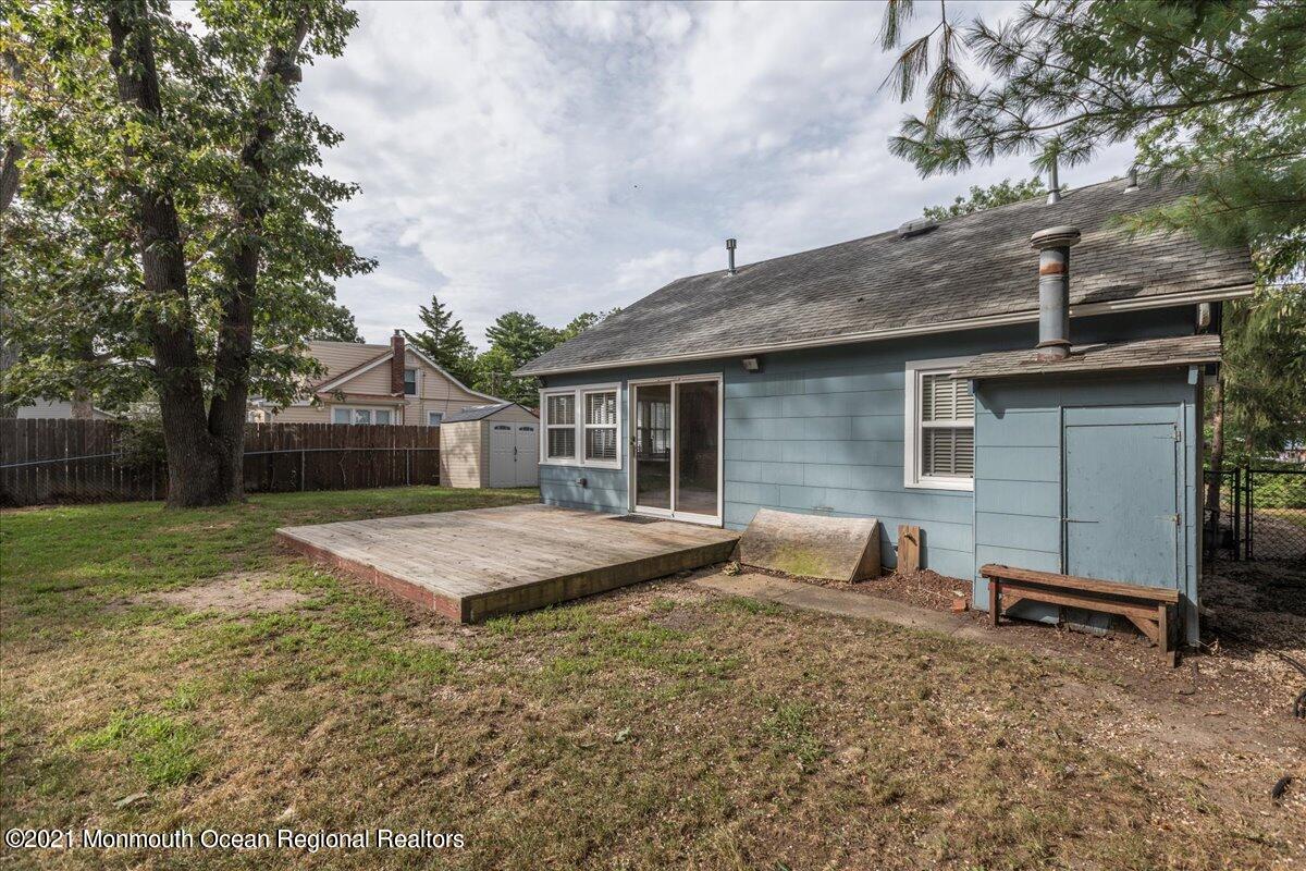 92 Sunset Road Brick, NJ 08723 - Photo 27 of 36 43-92SunsetRoad0043