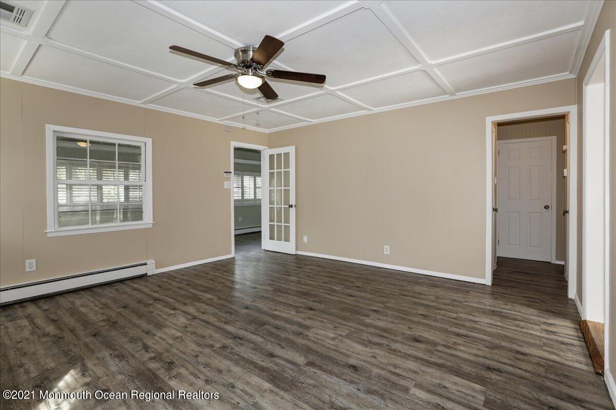92 Sunset Road Brick, NJ 08723 - Photo 9 of 36 21-92SunsetRoad0021