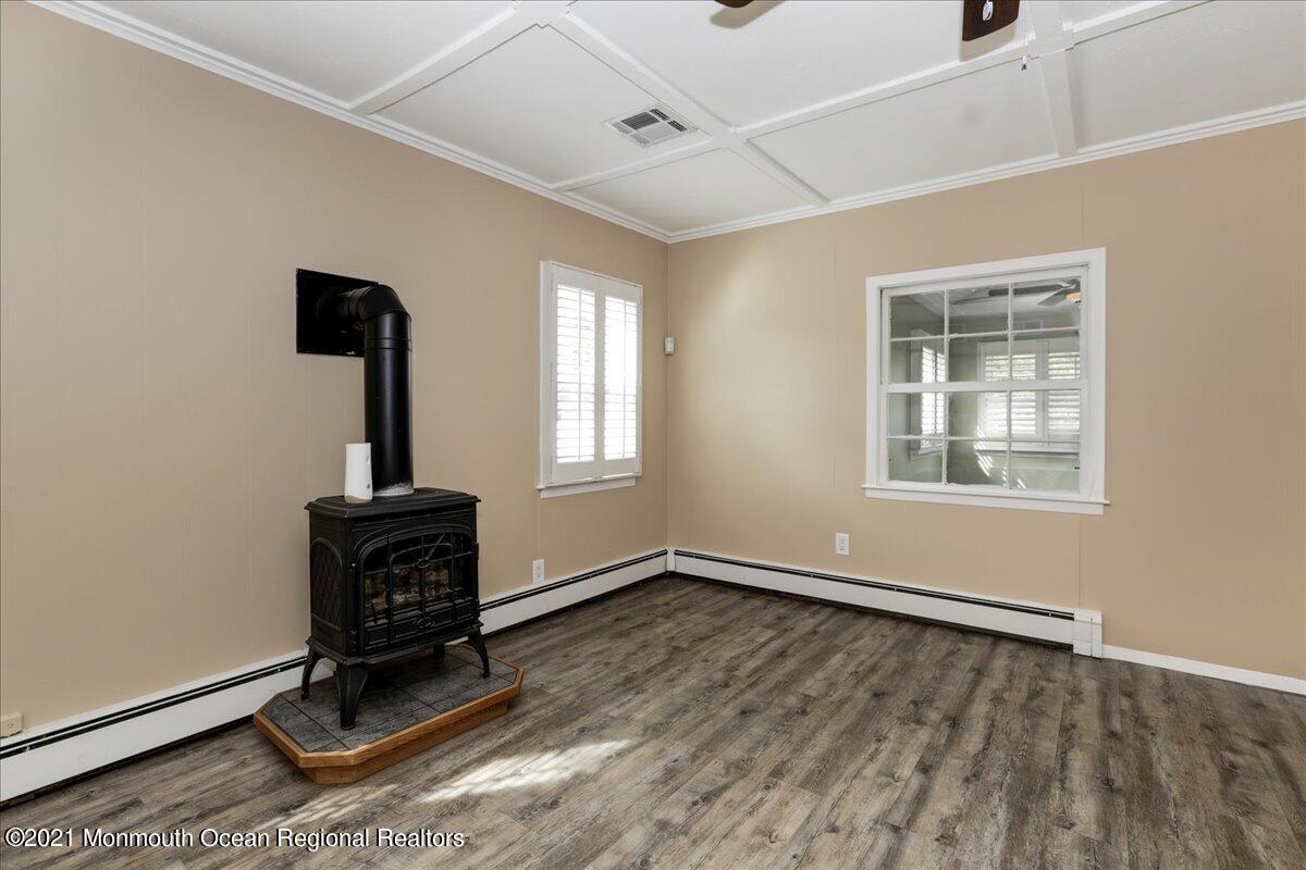 92 Sunset Road Brick, NJ 08723 - Photo 10 of 36 20-92SunsetRoad0020