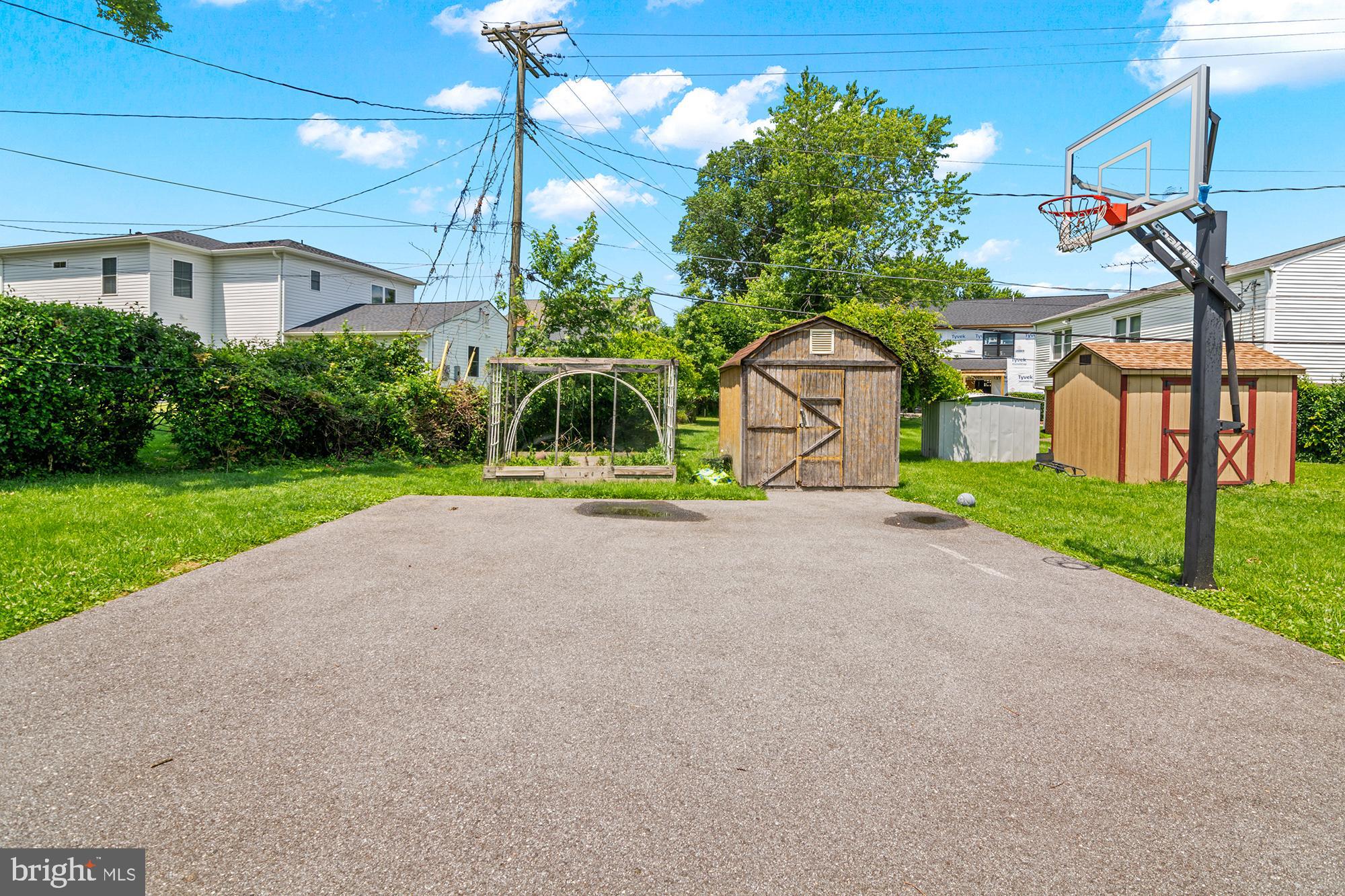 3302 Northbrook Road Baltimore, MD 21208 - Photo 31 of 35 a house view with a garden space