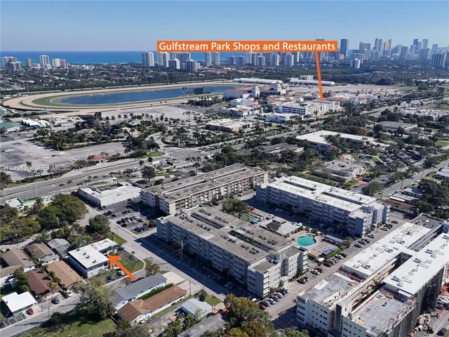 $2,200 | 133 Southeast 4th Avenue, Unit 10, Hallandale Beach, FL 33009