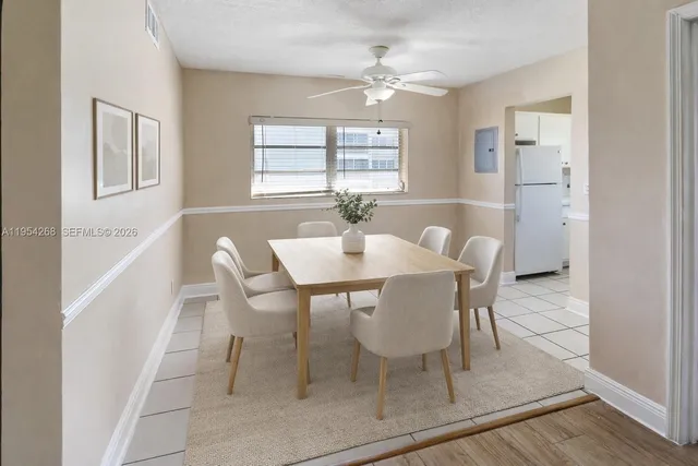 $2,200 | 133 Southeast 4th Avenue, Unit 10, Hallandale Beach, FL 33009