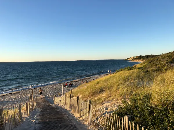 $1,425,000 | 38 Fire Tower Road, West Tisbury, MA 02568