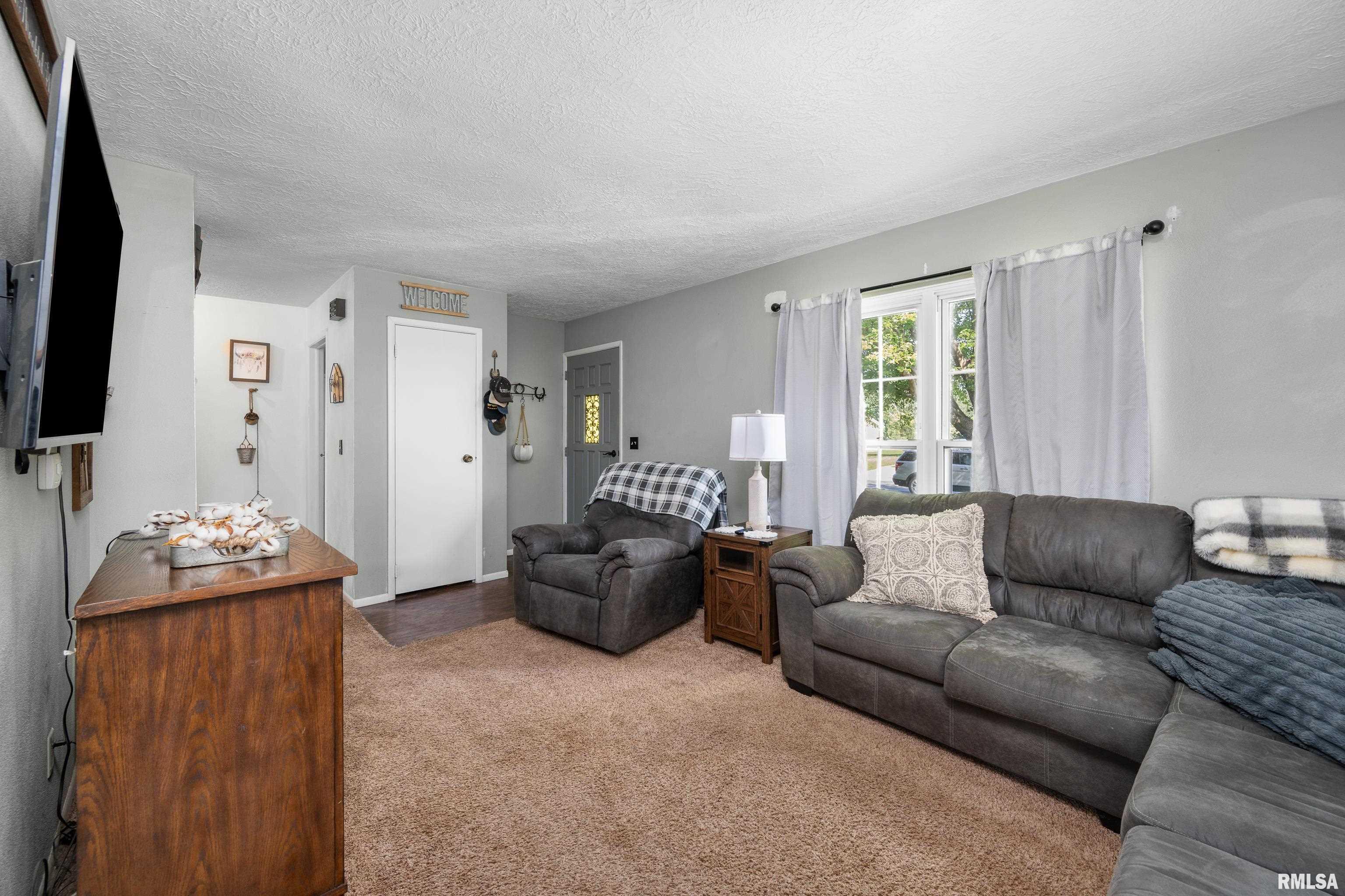 14010 140 Avenue West Taylor Ridge, IL 61284 - Photo 8 of 22