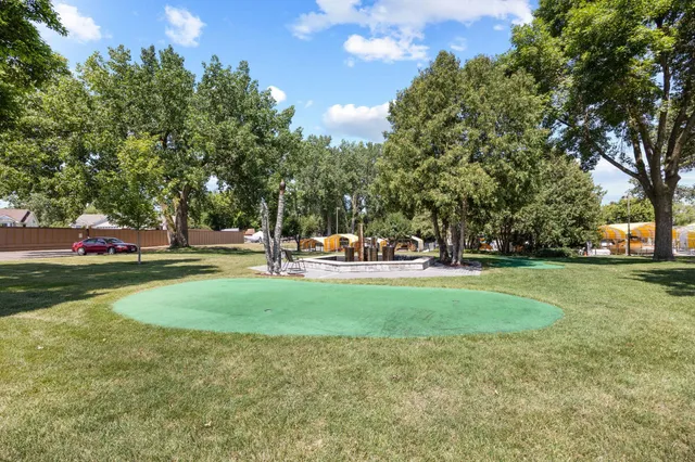 $409,700 | 5400 3 Points Boulevard, Unit 335, Mound, MN 55364