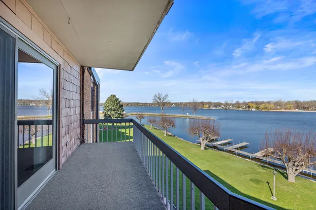 $409,700 | 5400 3 Points Boulevard, Unit 335, Mound, MN 55364