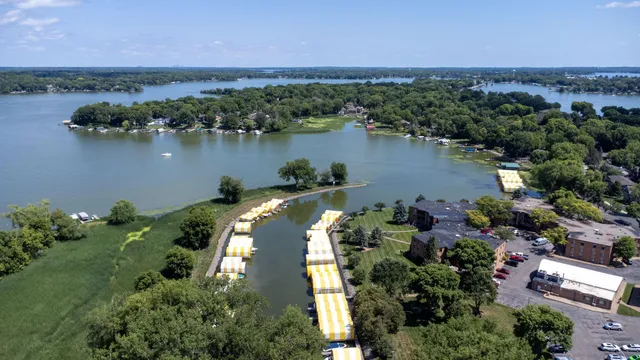 $409,700 | 5400 3 Points Boulevard, Unit 335, Mound, MN 55364