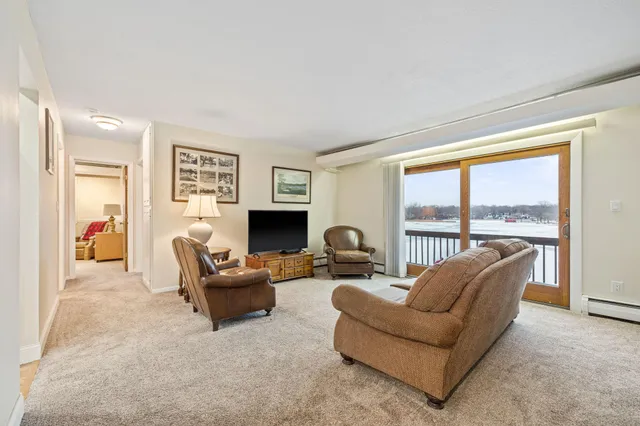 $409,700 | 5400 3 Points Boulevard, Unit 335, Mound, MN 55364