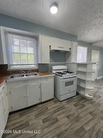 $115,000 | 4833 Churchill Drive, Jackson, MS 39206