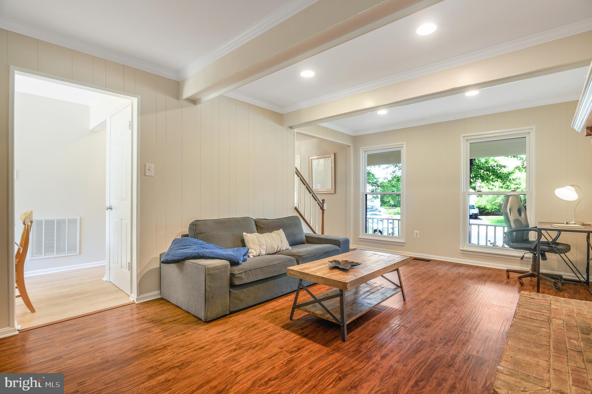 918 Pointer Ridge Drive Gaithersburg, MD 20878 - Photo 27 of 41 First Floor family room