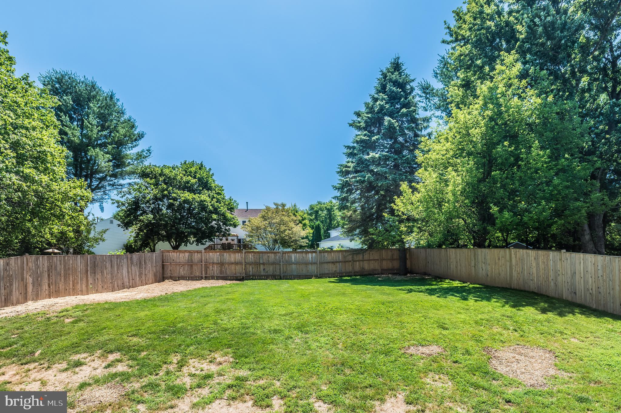 918 Pointer Ridge Drive Gaithersburg, MD 20878 - Photo 39 of 41 Rear Yard