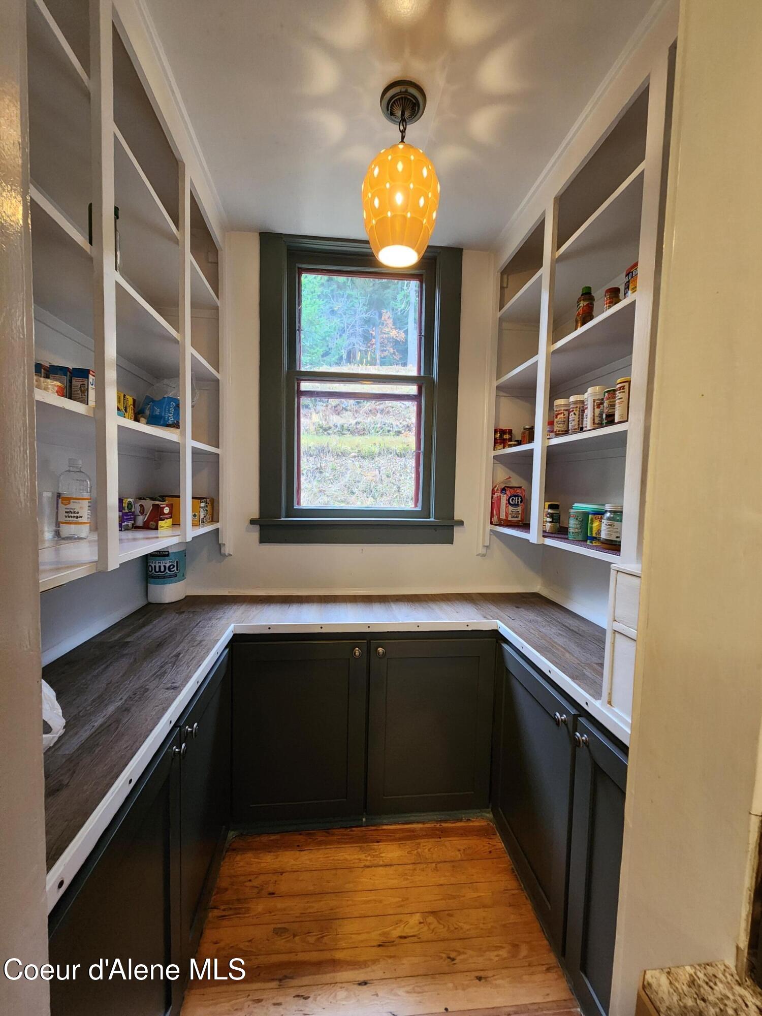 422 High Street Wallace, ID 83873 - Photo 12 of 33 Pantry