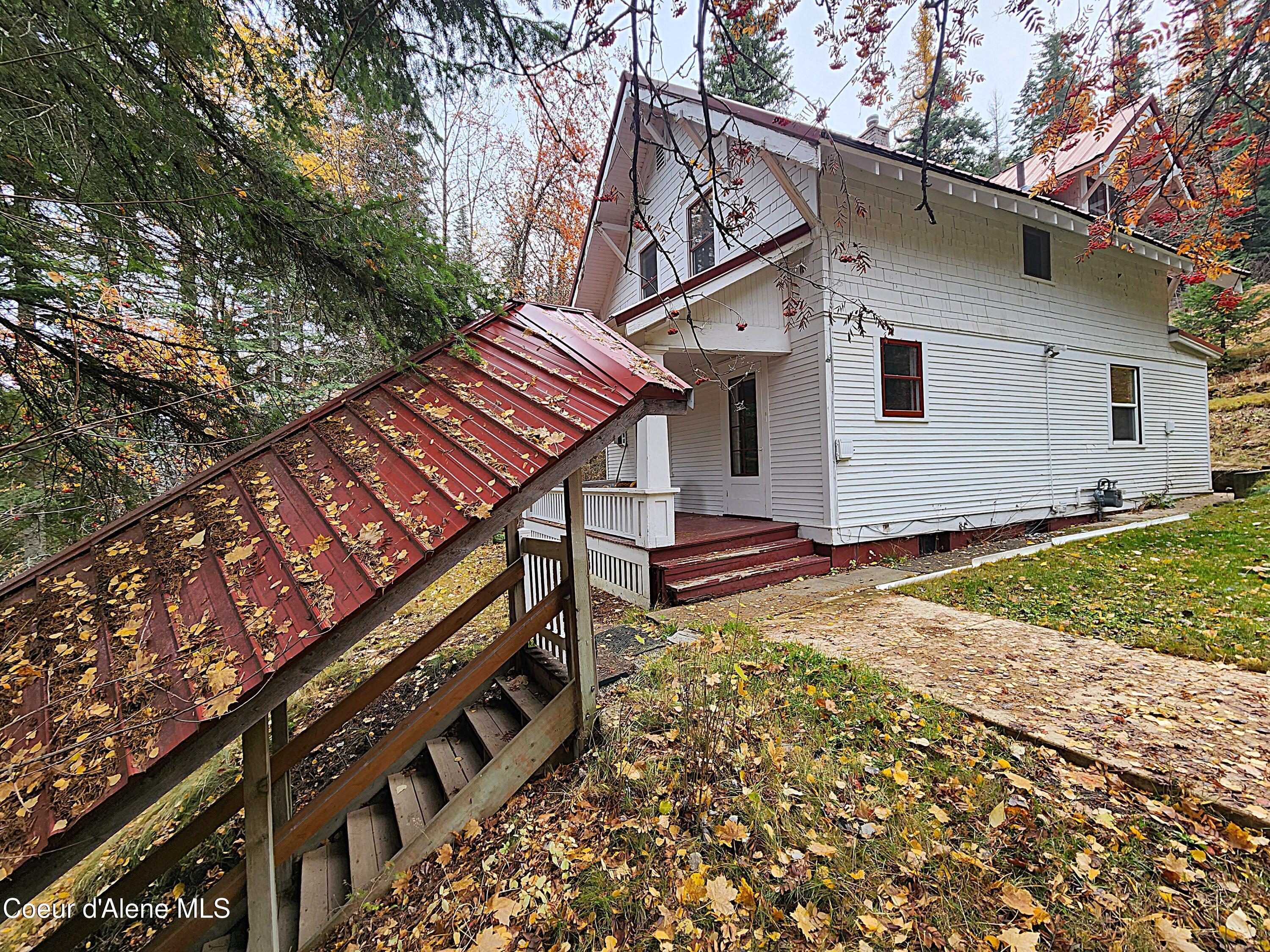 422 High Street Wallace, ID 83873 - Photo 2 of 33 Stairway Access