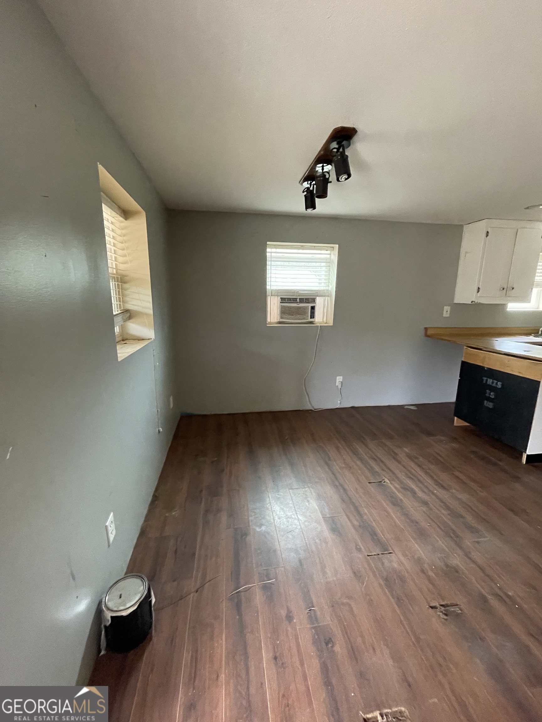 443 East Rivers Road Griffin, GA 30224 - Photo 5 of 16