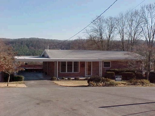 112 Lawrence Lane Oak Ridge, TN 37830 - Photo 1 of 1 Primary Photo