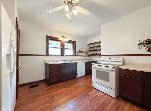 $130,000 | 1335 South 20th Street, Terre Haute, IN 47803