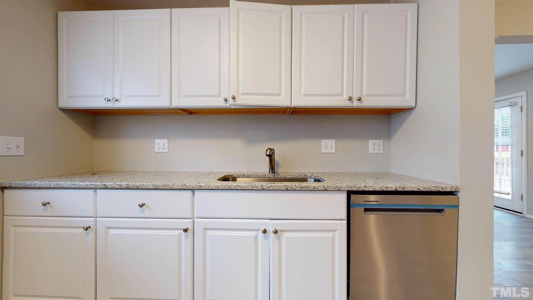 6024 Windham Drive Raleigh, NC 27609 - Photo 11 of 25 Gallery Image 11