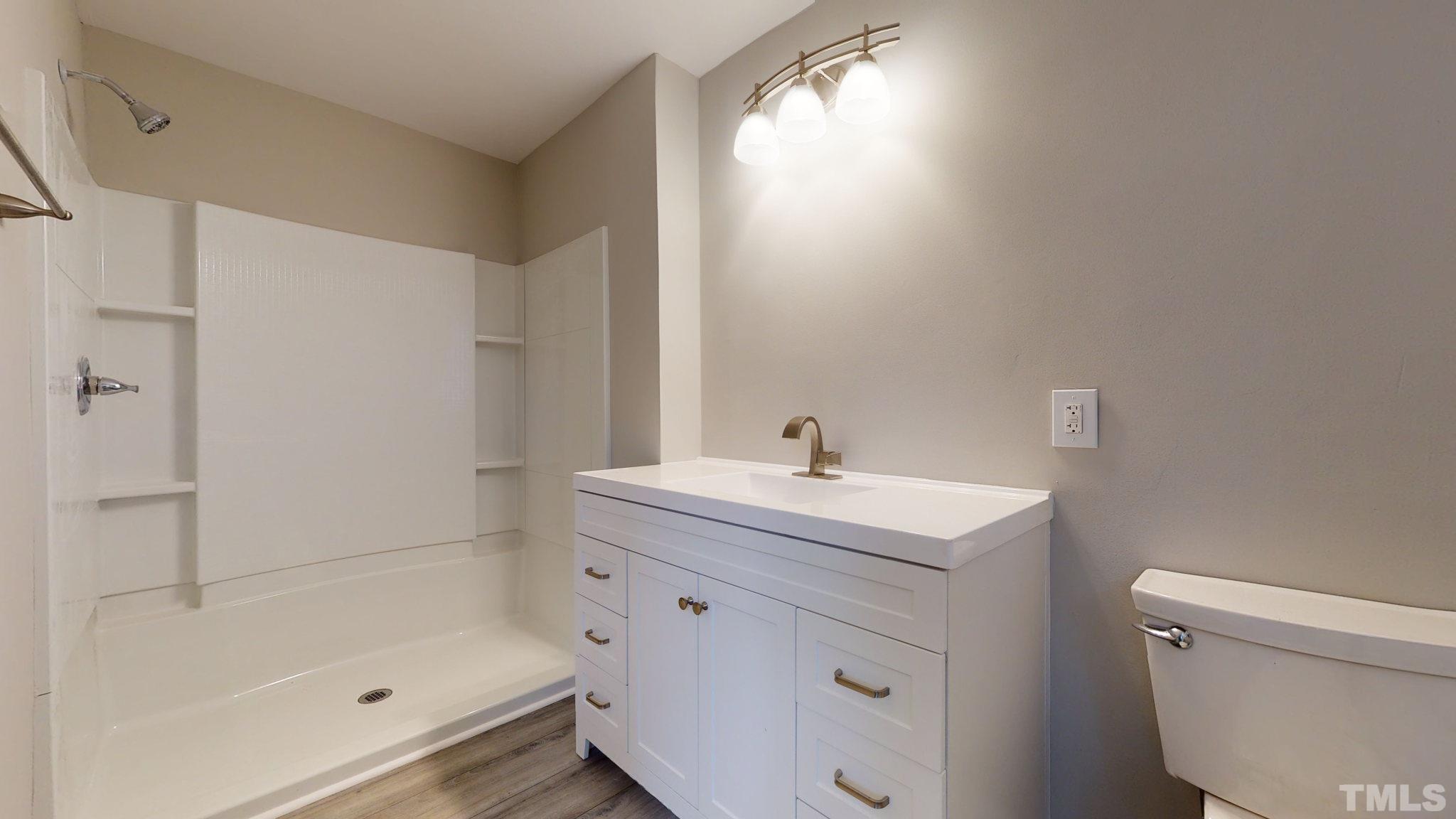 6024 Windham Drive Raleigh, NC 27609 - Photo 20 of 25 Gallery Image 20