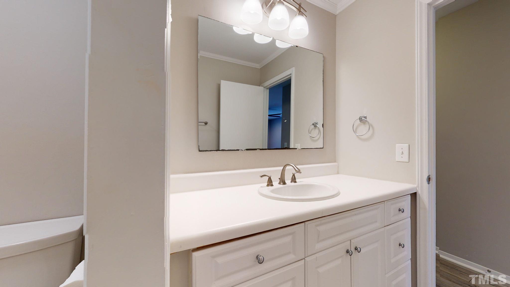 6024 Windham Drive Raleigh, NC 27609 - Photo 21 of 25 Gallery Image 21