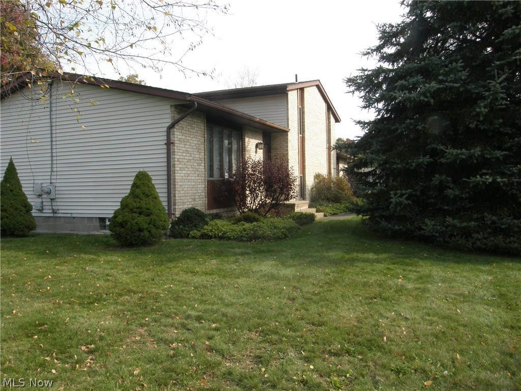 7634 West Calla Road Canfield, OH 44406 - Photo 3 of 25 Gallery Image 3