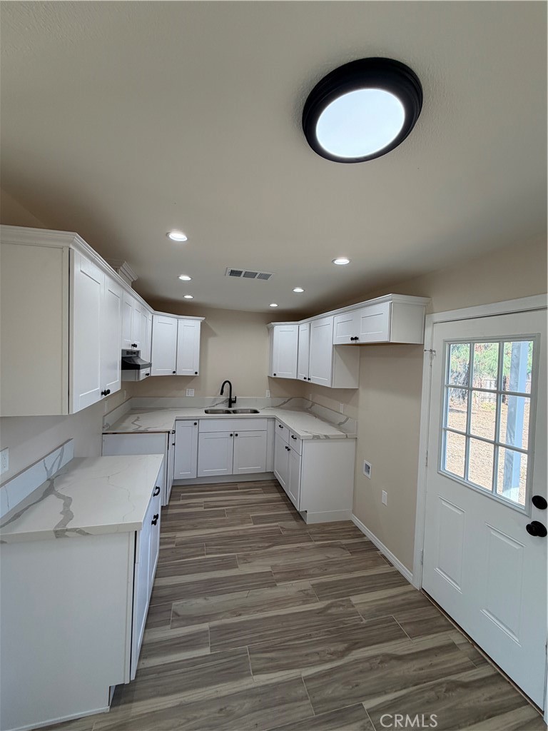 8763 Sylvan Drive Riverside, CA 92503 - Photo 4 of 16