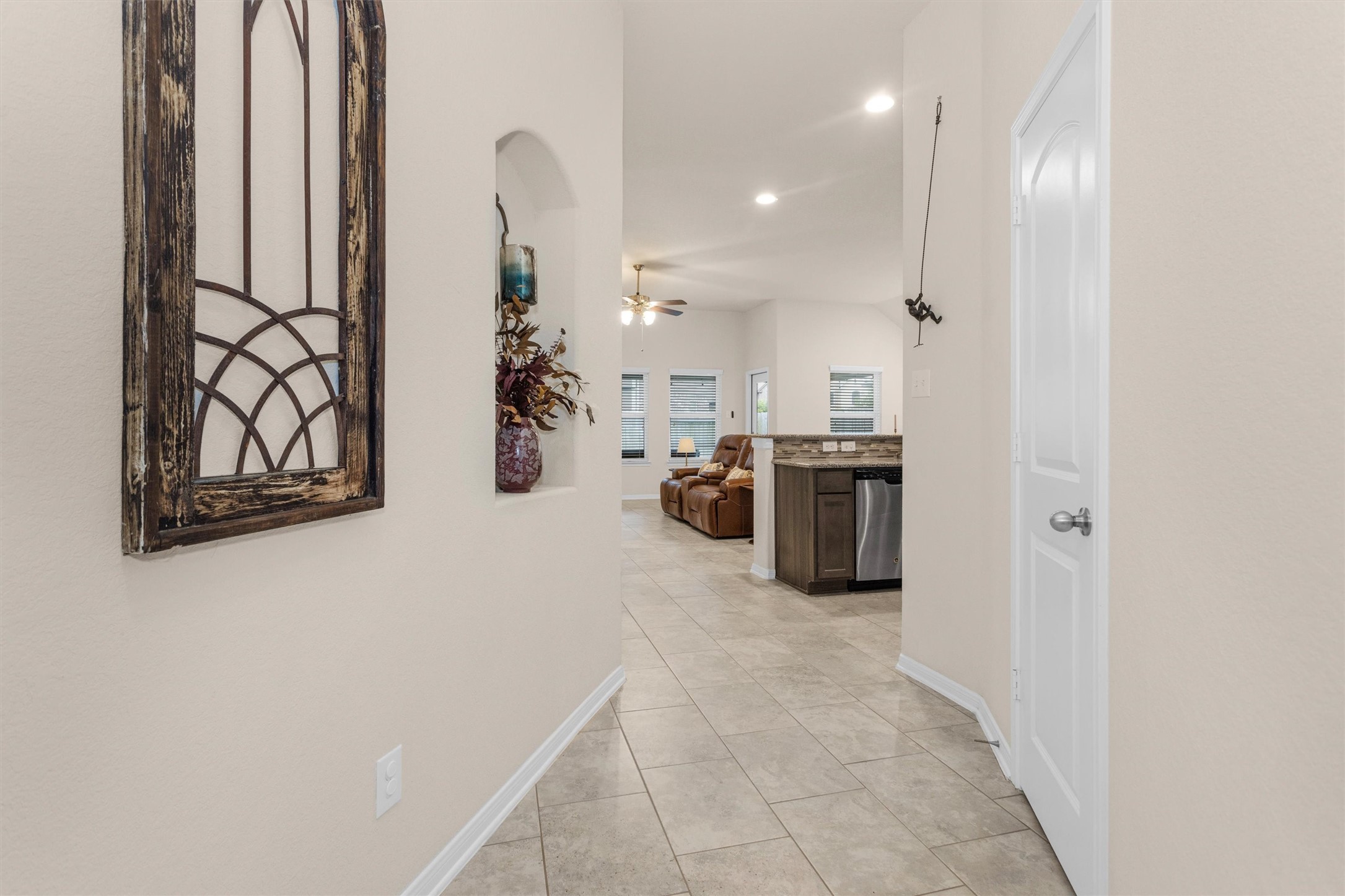 29443 Ridge Clearing Trail Spring, TX 77386 - Photo 6 of 36 Entry