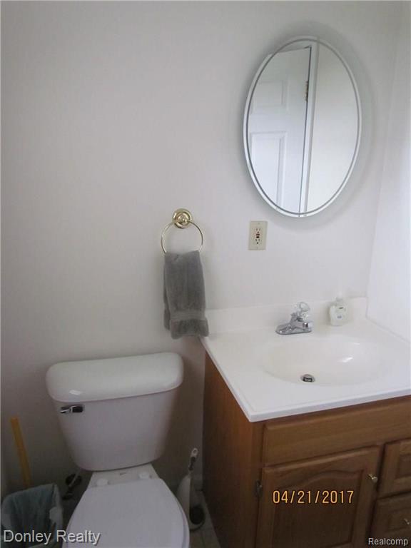 6069 Slattery Road North Branch, MI 48461 - Photo 7 of 24