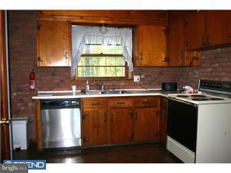 2336 Bedminster Road Perkasie, PA 18944 - Photo 8 of 12 Kitchen