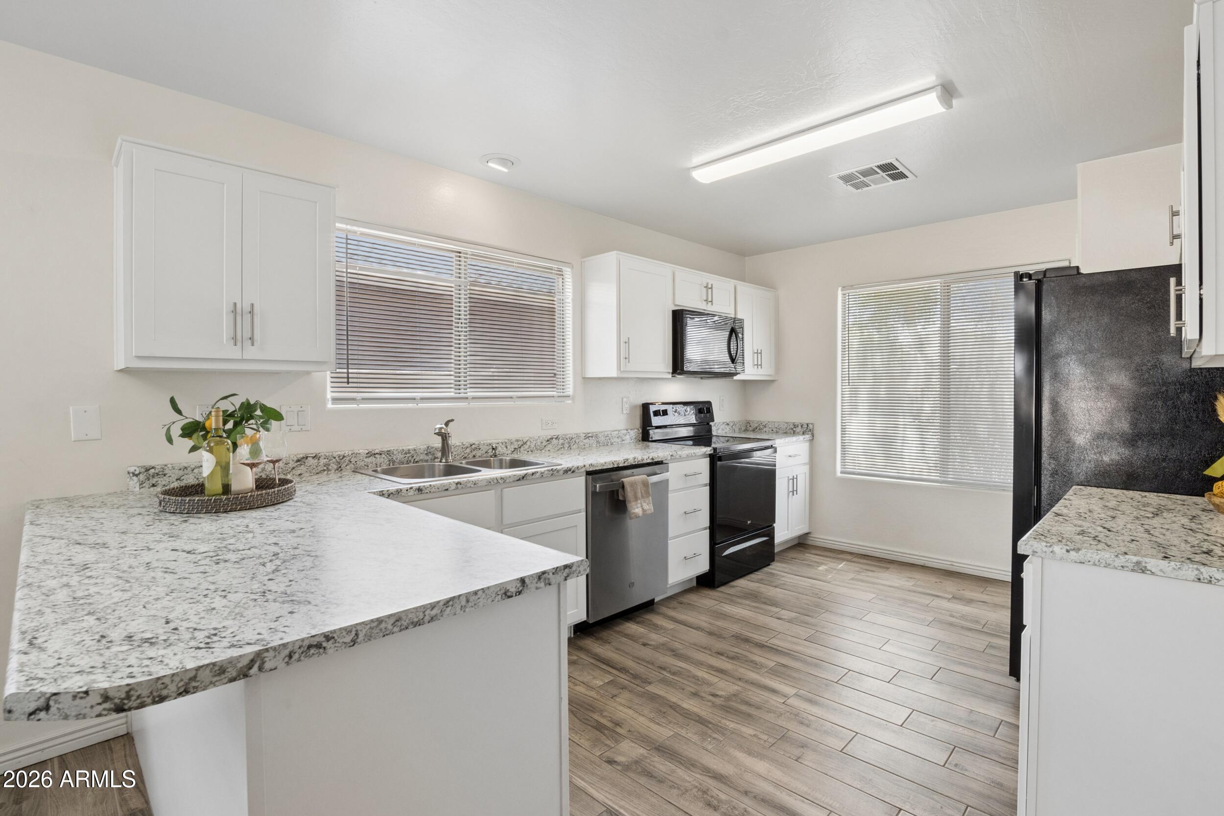 45618 West Sheridan Road Maricopa, AZ 85139 - Photo 9 of 59 9_img_8487